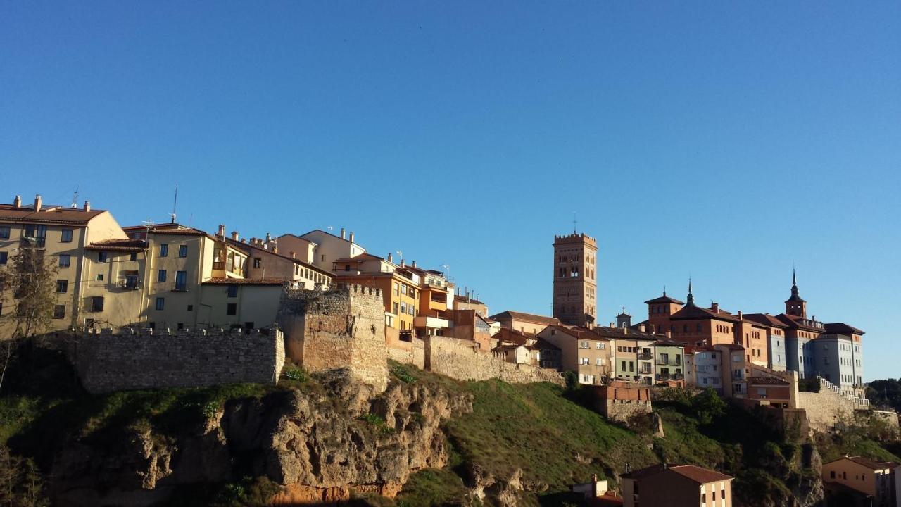 Disfruta Teruel Apartment ภายนอก รูปภาพ